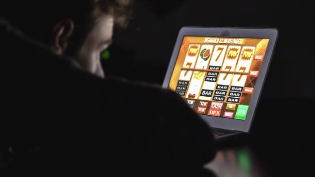 Mobile user and Brand 
